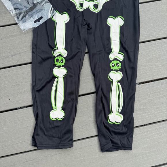 Kids Size 5-6 Years Skeleton Glow-in-The-Dark Costumes with Gloves - Picture 3 of 5